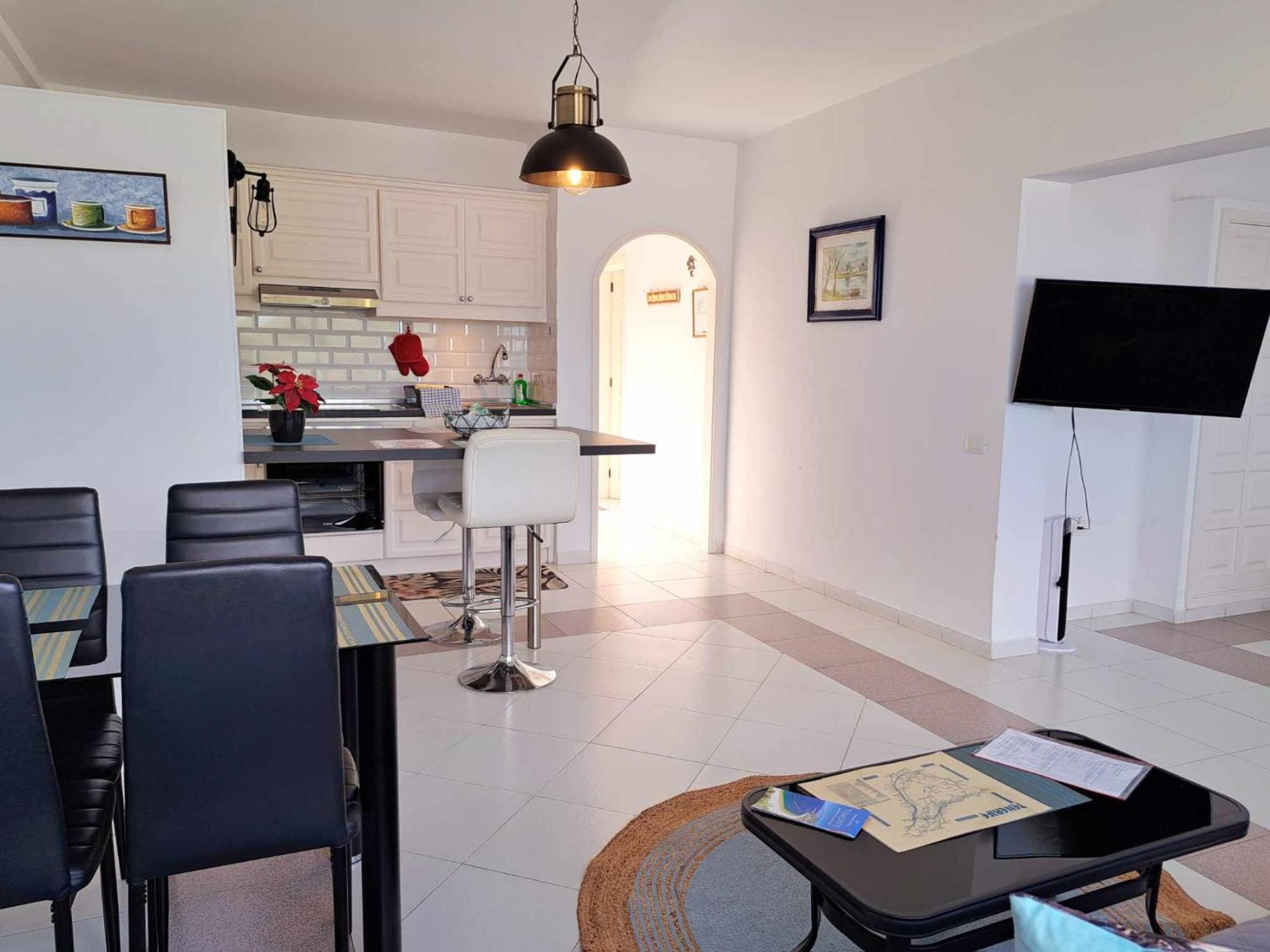 Sunny Tenerife Apartment - Ocean Views 타코론테 외부 사진