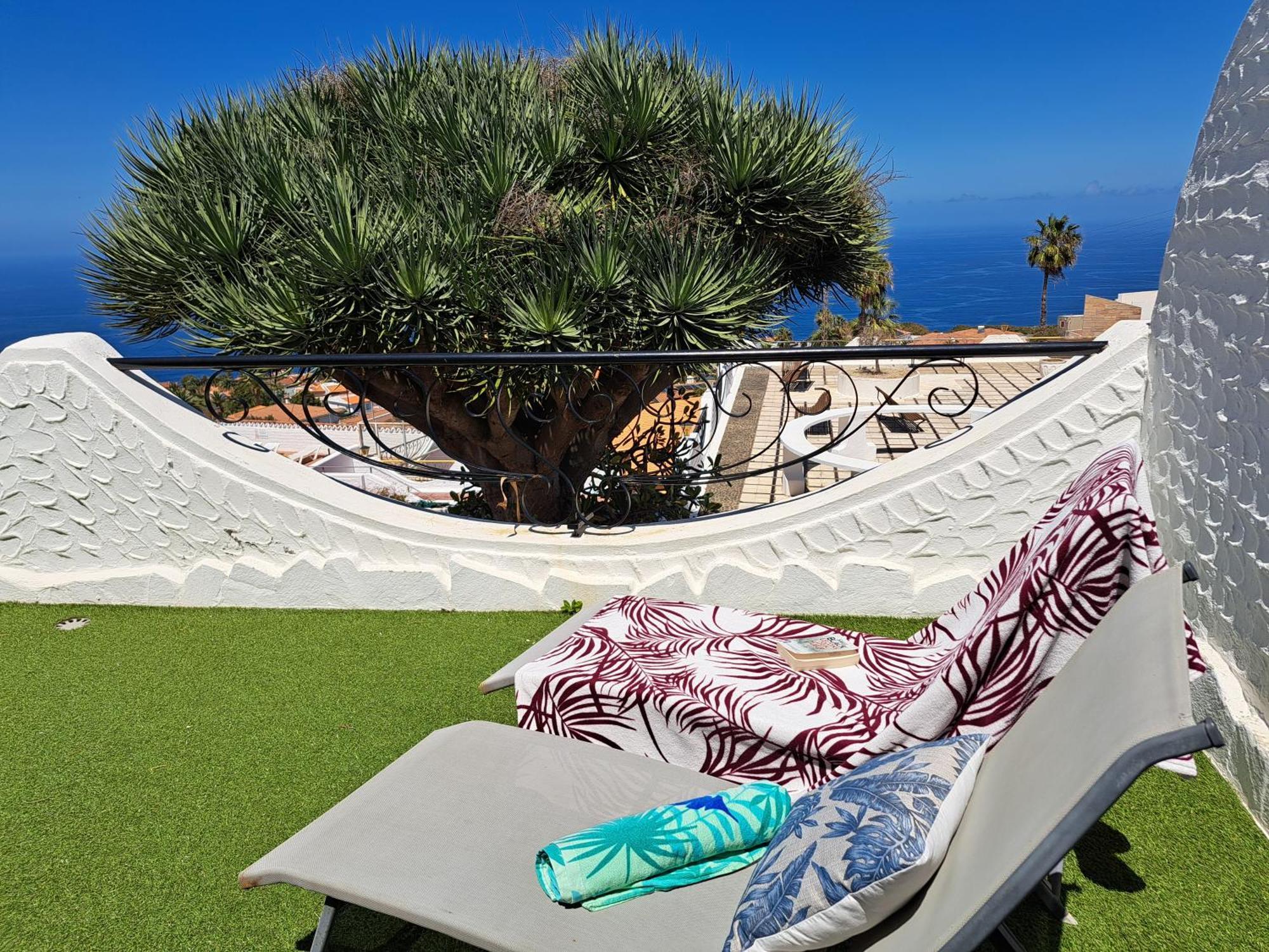 Sunny Tenerife Apartment - Ocean Views 타코론테 외부 사진